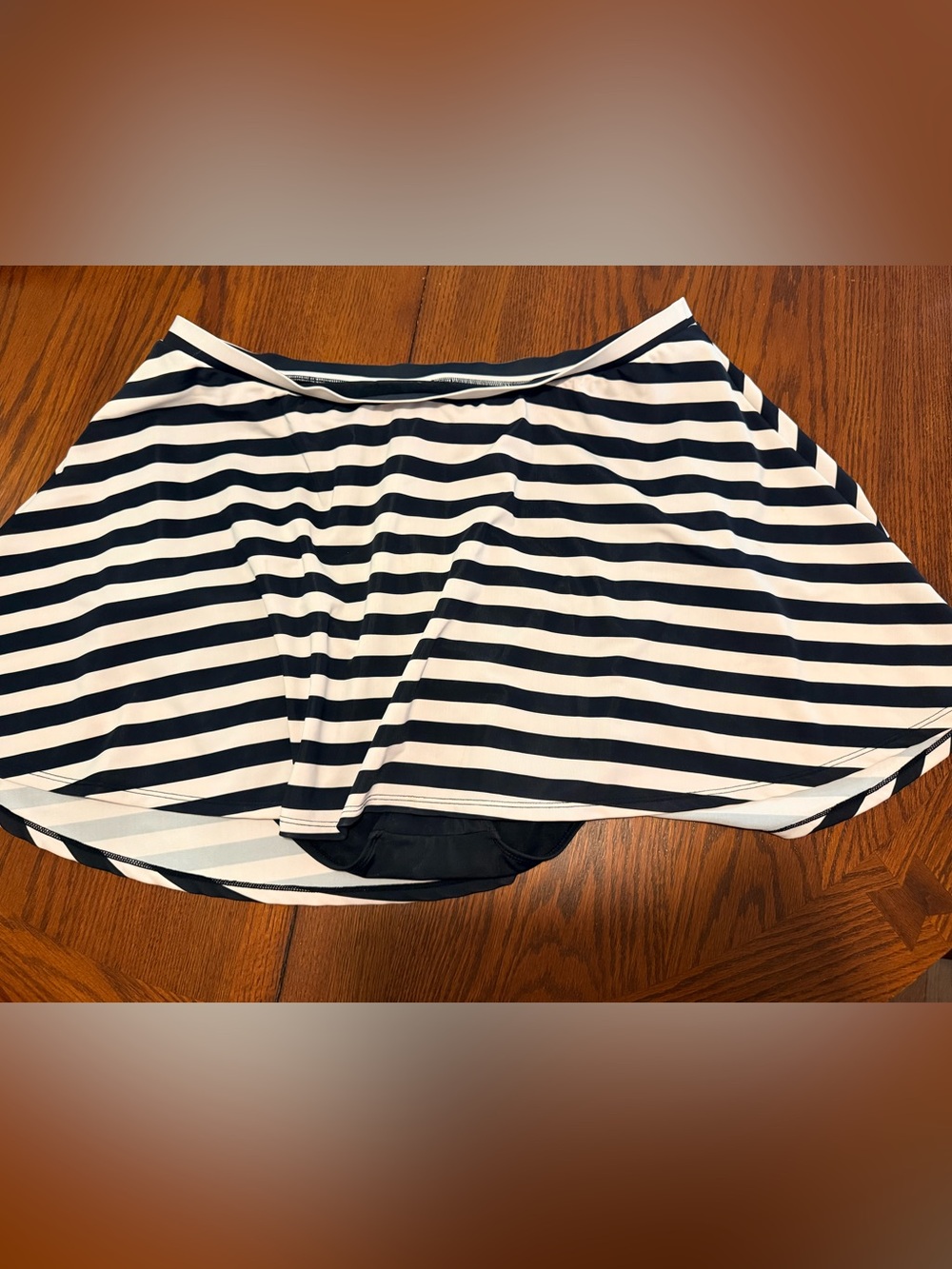 Women’s Plus Torrid High Waist Rise Swim Skort Skirt Black White Stripe Sz 2